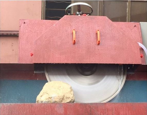 Thin Stone Veneer Mighty Stone Saw Cutting Machine